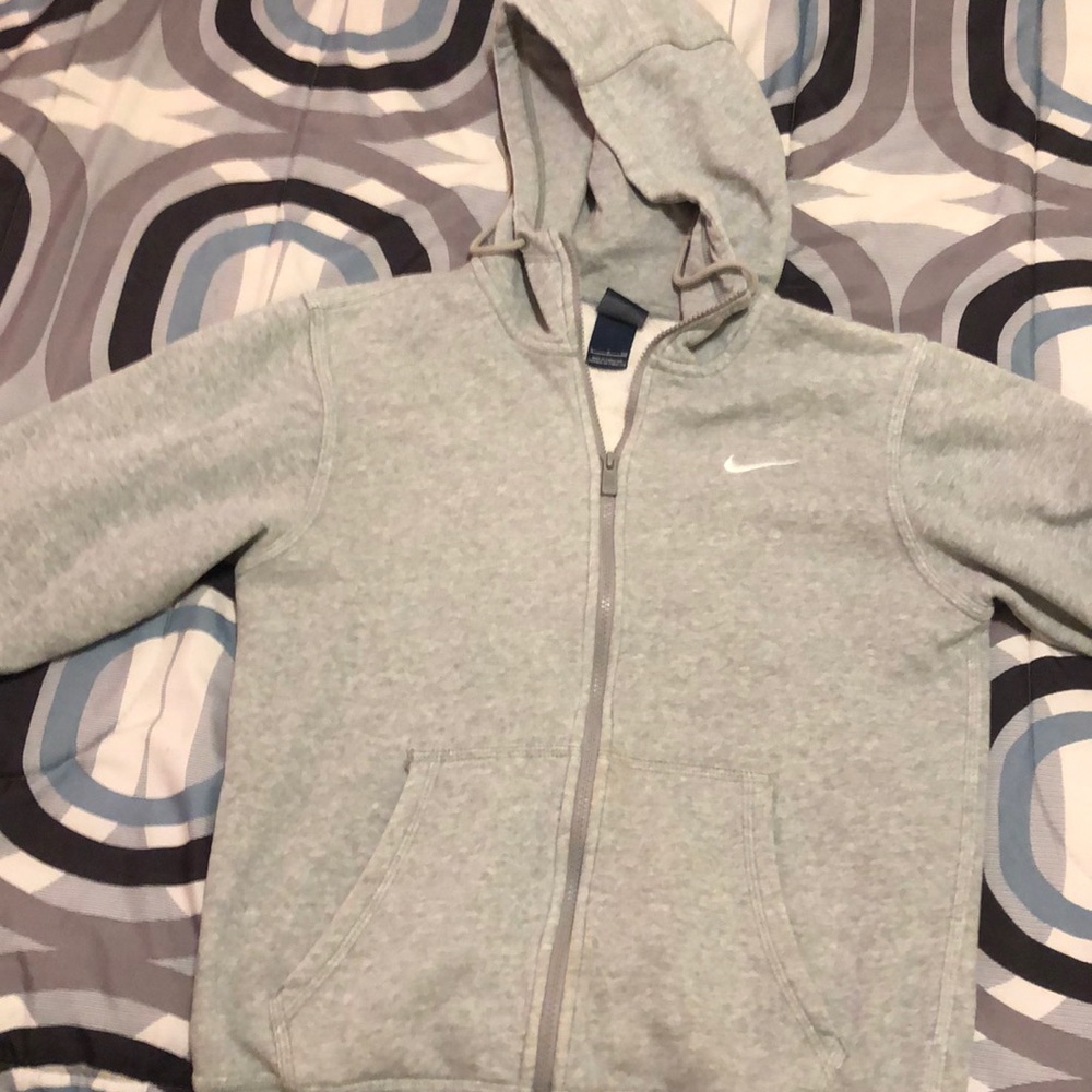 Size adult small Nike zip up